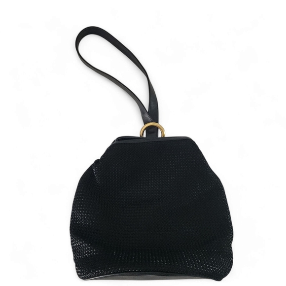 MONDANI New York Black Sling Backpack - Picture 1 of 12